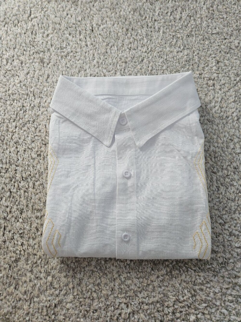Makkrom Men's Linen Blend Guayabera Shirt White Gold Embroidery XL NWOT - Picture 3 of 7